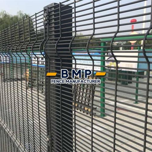 358 High-Security Fence Panels: Durability and Protection