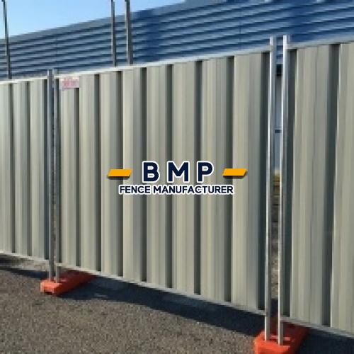 Temporary Hoarding Vehicle Gates:  Site Access Management