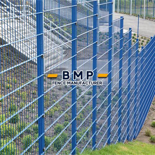 868 Mesh Fence: Durability and Easy Installation