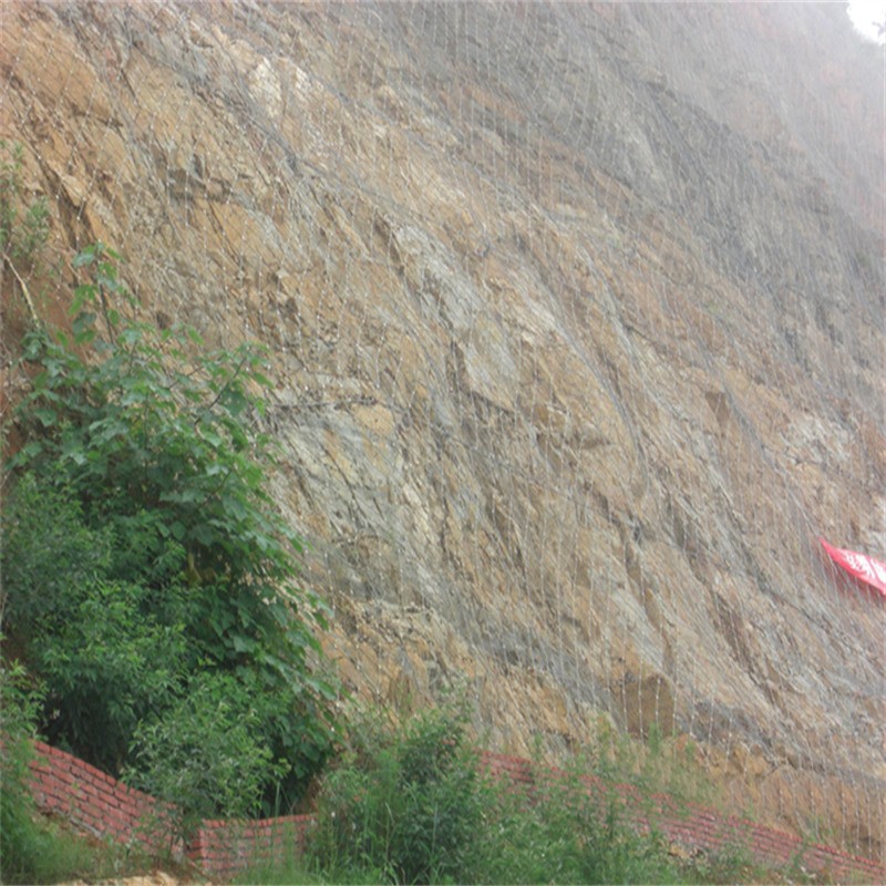 GPS2 Rockfall Netting: Effective Protection for Slopes and Roads