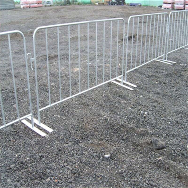  Pedestrian Barriers for Effective Crowd Control | BMP