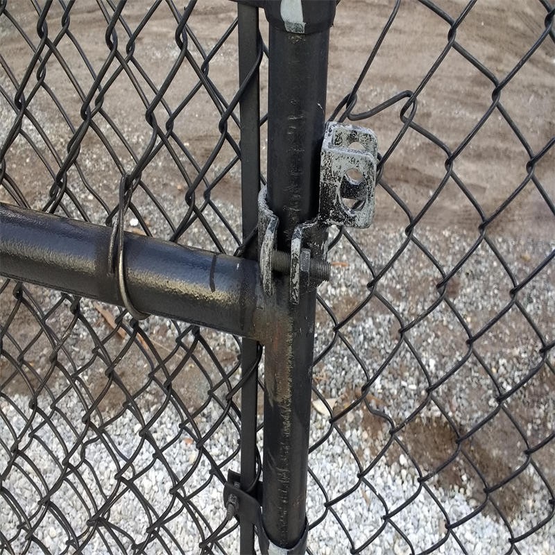 Residential Chain Link Fence: Enhancing Safety and Aesthetics 