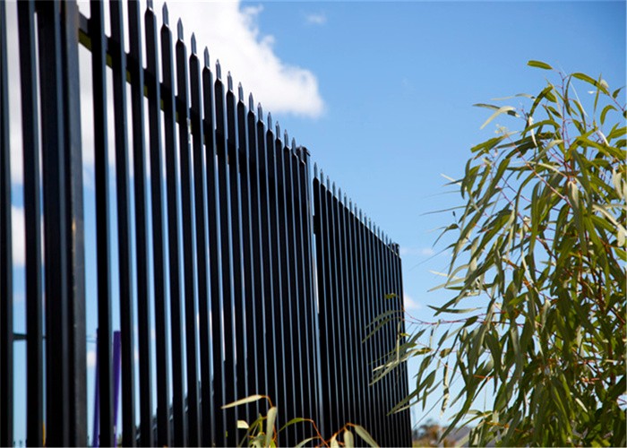 Steel Tubular Fence Panels for Every Setting