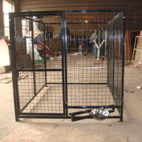 Welded wire dog kennels: Customizable, & Easy Setup