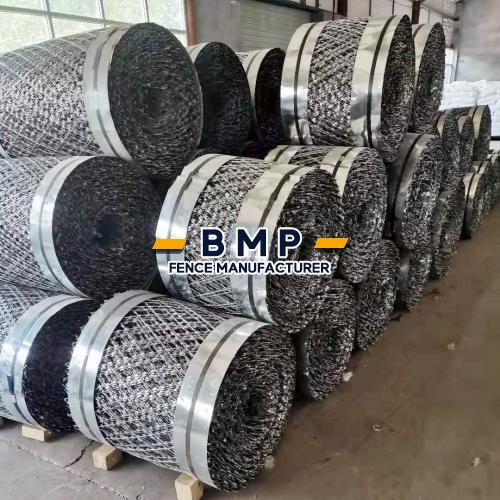 Welding Razor Wire Mesh Fencing: Unrivaled Safety and Security