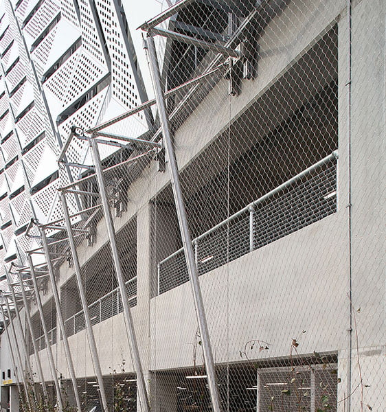 Stainless steel rooftop safety cable net application view 1