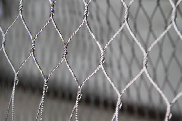 Stainless steel knotted rope mesh panel