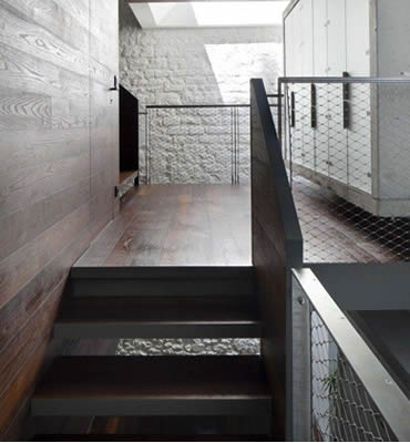 936451a2e7627142079164388894 Balustrade cable mesh on wood and concrete structures