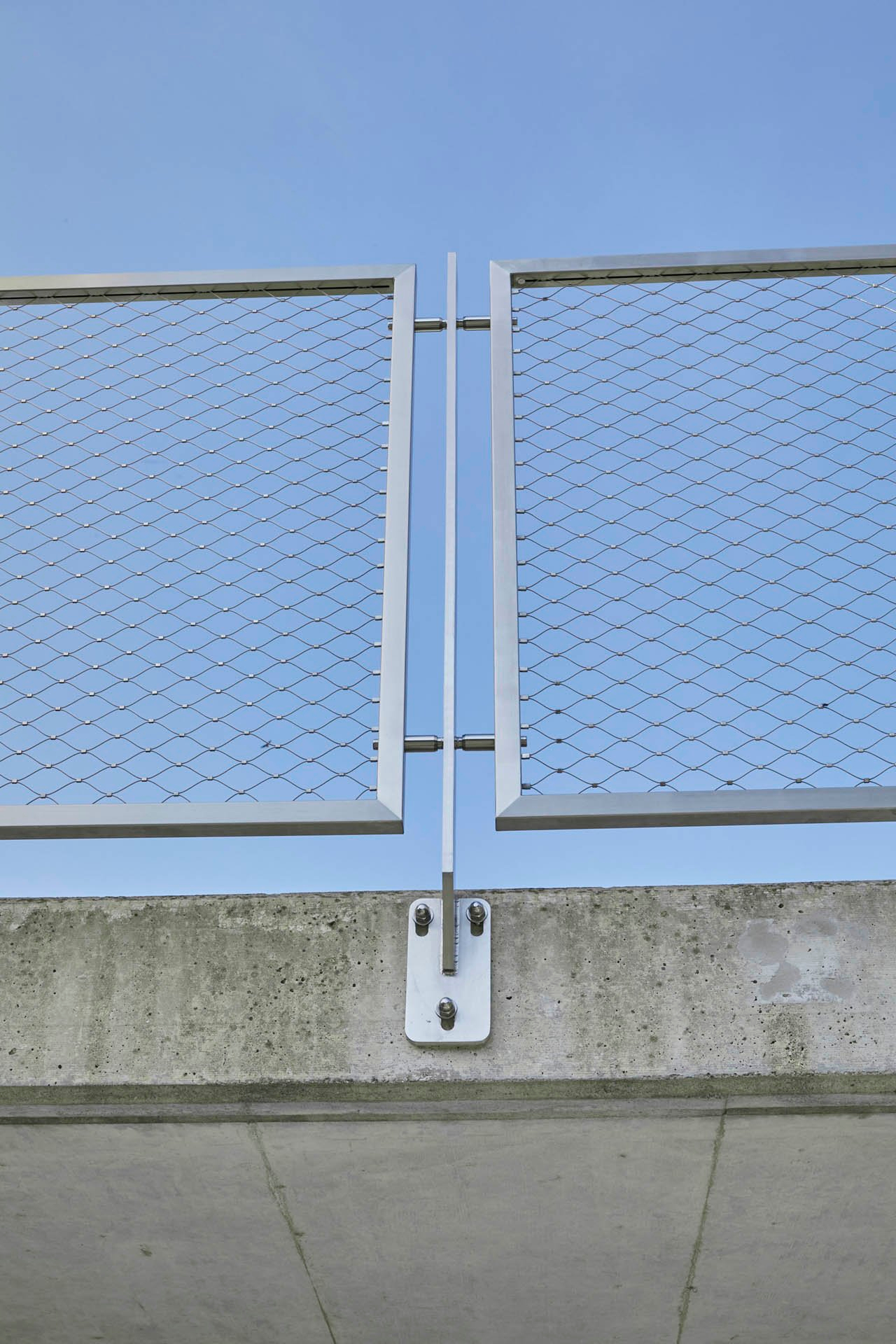 Modular stainless steel railing mesh – detail 12