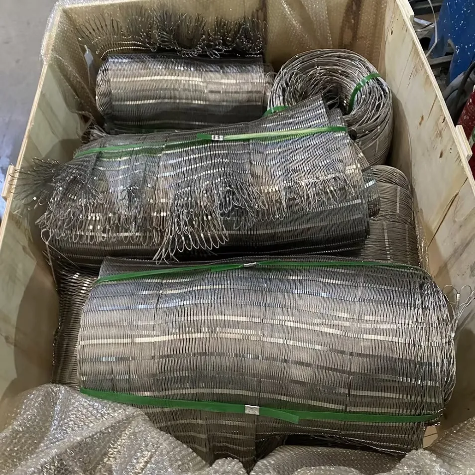 Stainless Steel Net Mesh – Packing in wodden box 