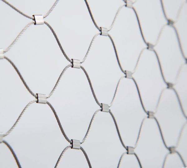 Wire rope ferrule mesh panel for helideck perimeter