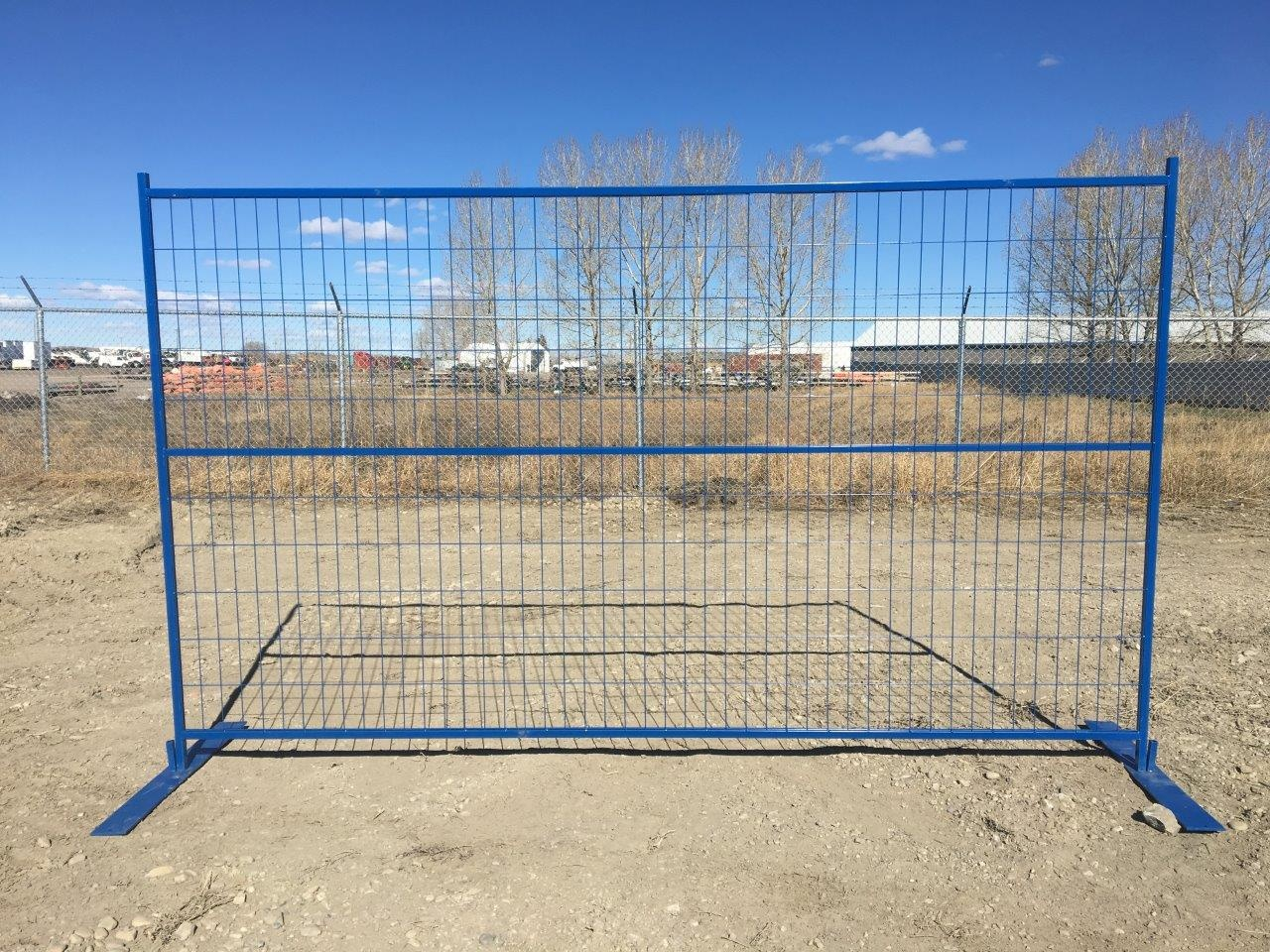 Powder coated temporary construction fencing panels