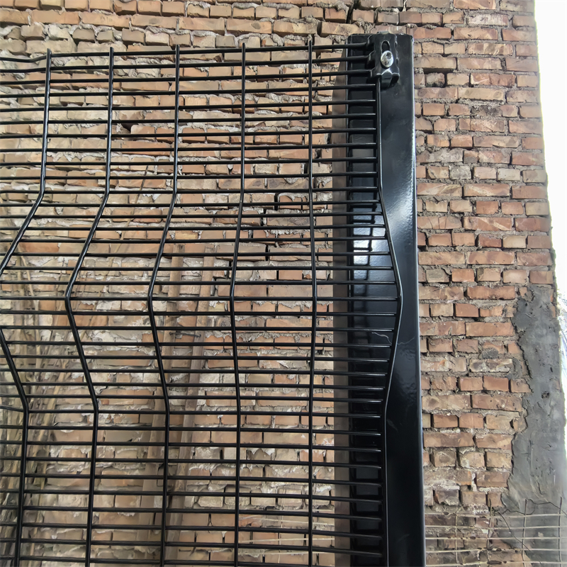 358 Anti Climb Wire Fence: 12 Dangerous Traps Find out more